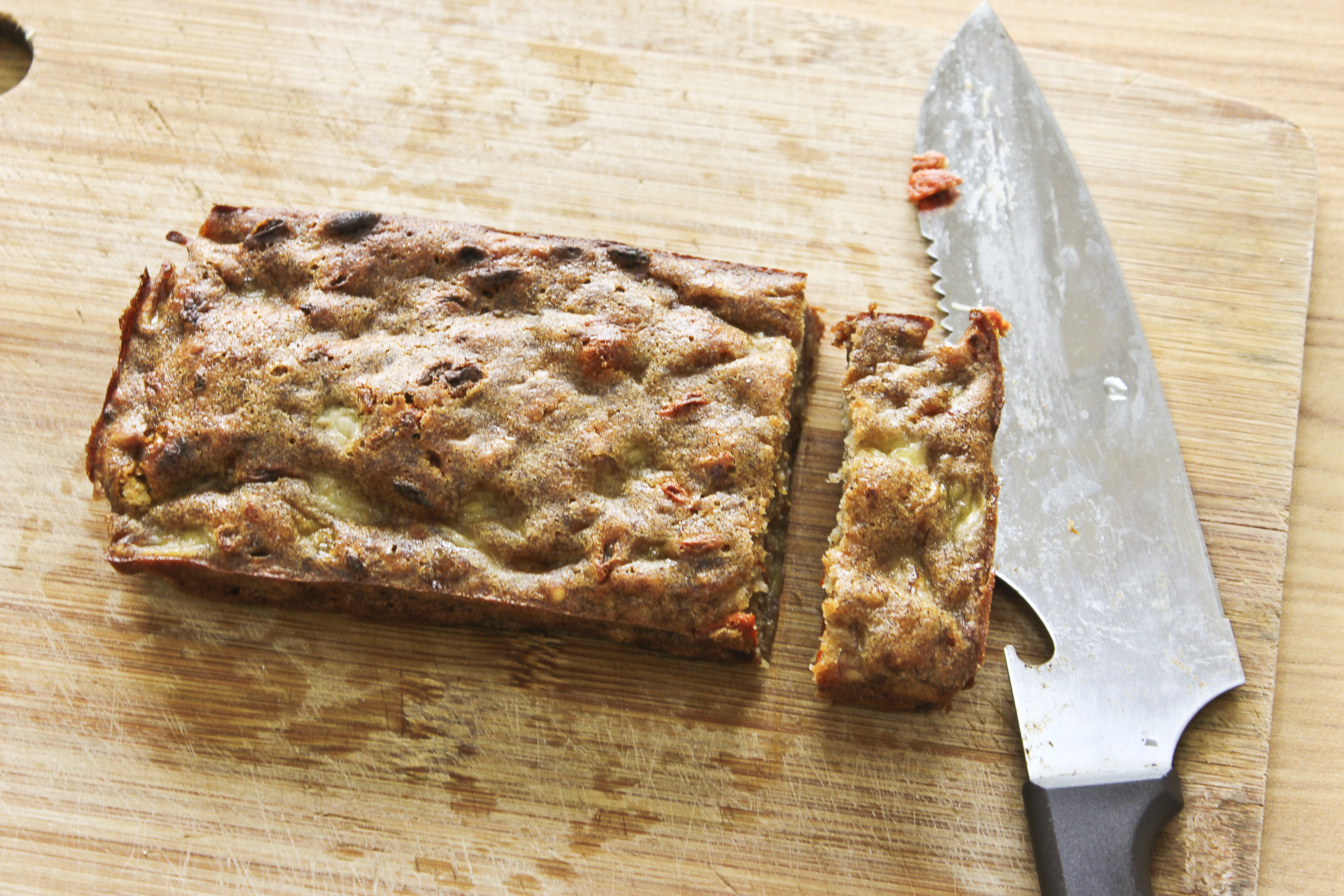 banana goji bread